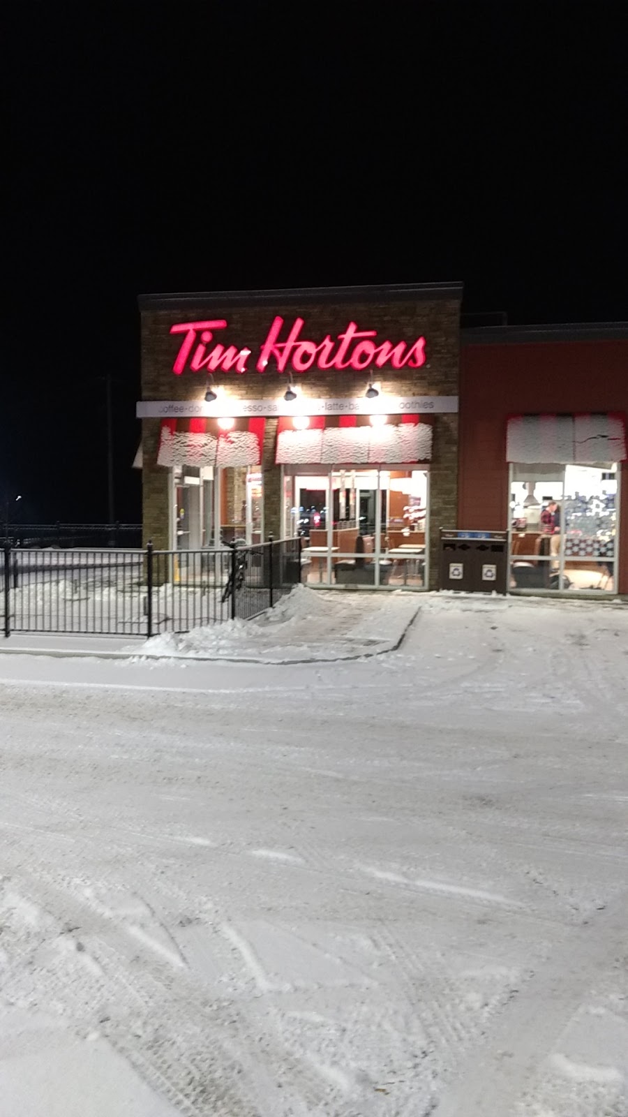 Tim Hortons | 3381 Petawawa Blvd, Petawawa, ON K8H 1X6, Canada | Phone: (613) 687-7097