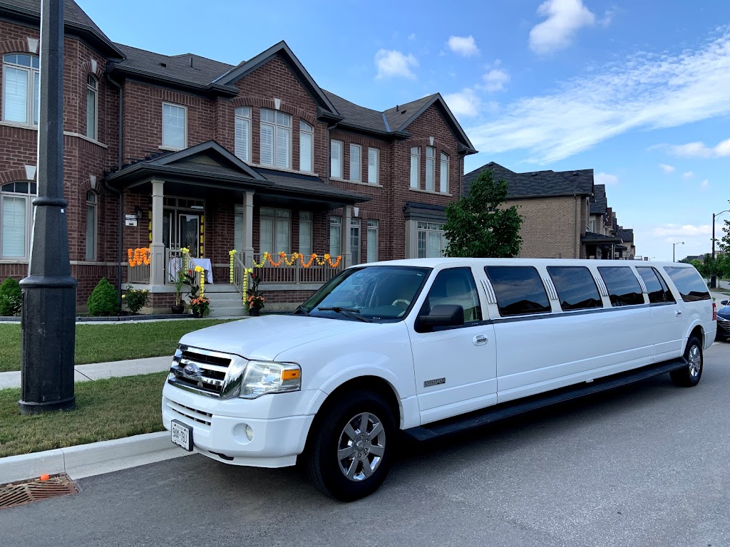 Classic Rolls Royce Chauffeur Services Inc. | 13 Linstock Dr, Brampton, ON L6P 1E1, Canada | Phone: (416) 564-2223