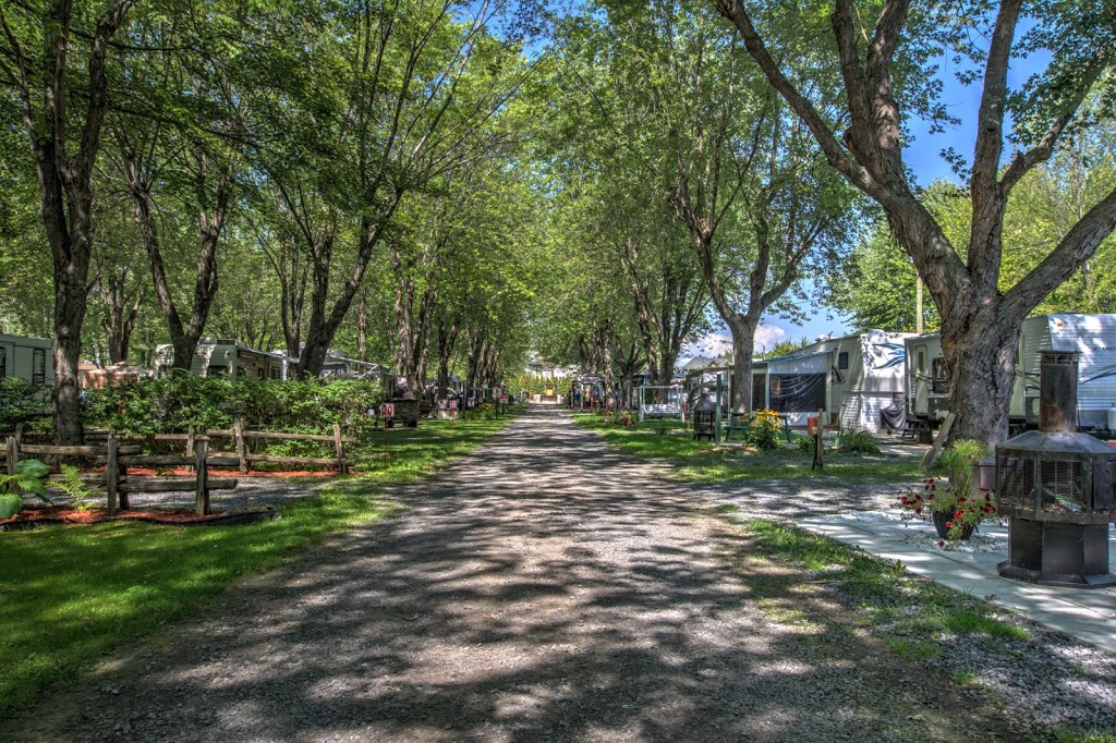 Camping Te Pee | 250 Rue Principale, Saint-Zotique, QC J0P 1Z0, Canada | Phone: (450) 267-9843