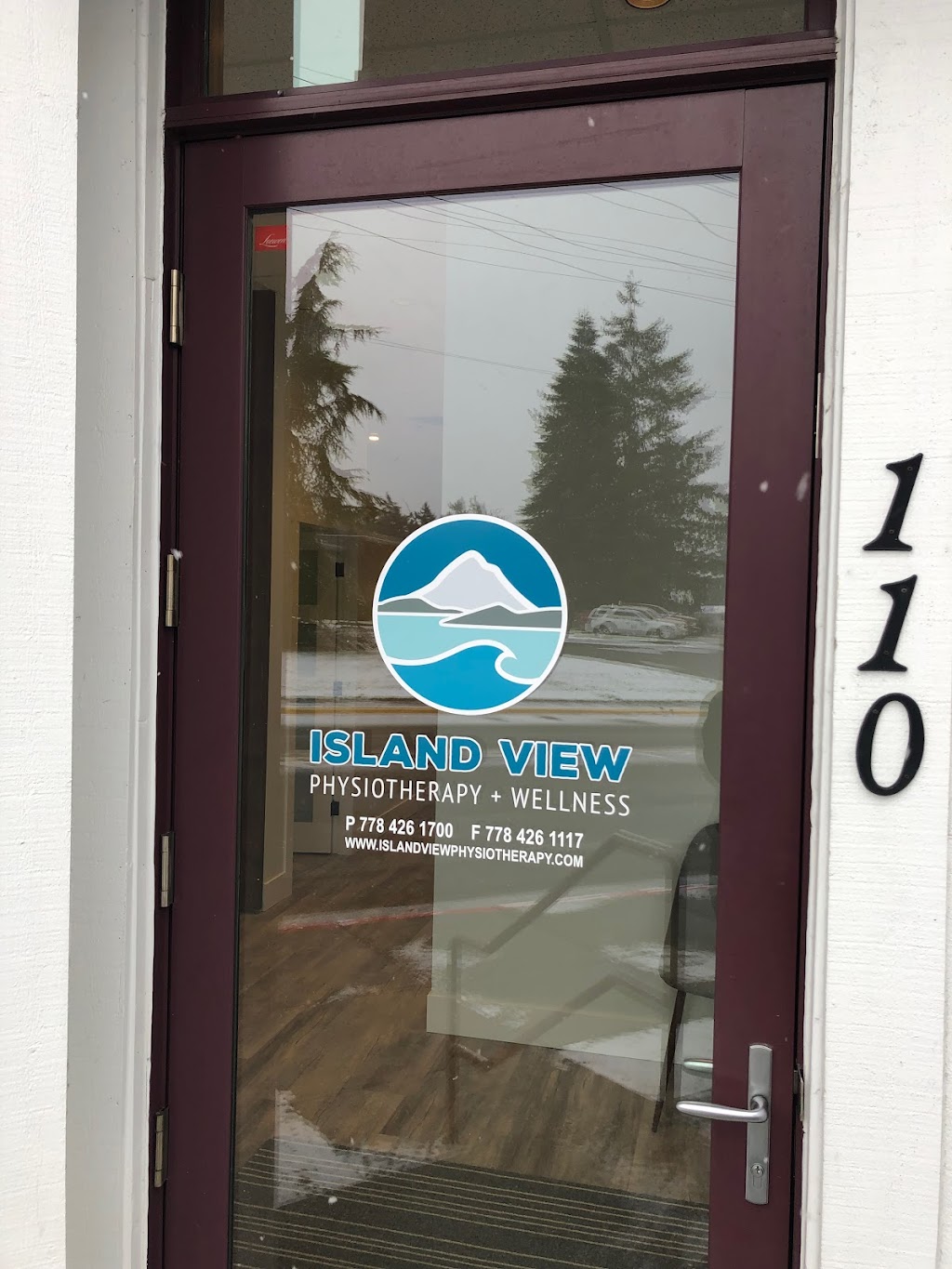 Island View Physiotherapy and Wellness | 1931 Mt Newton Cross Rd #110, Saanichton, BC V8M 2A9, Canada | Phone: (778) 426-1700