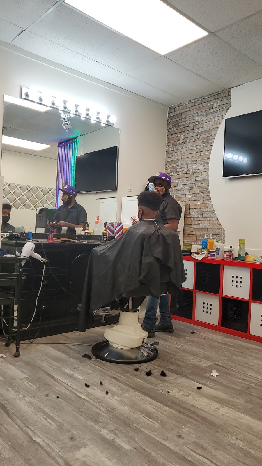 ADAM BS BARBER SHOP | 630 1 Ave NE, Calgary, AB T2E 0B6, Canada | Phone: (403) 903-8329