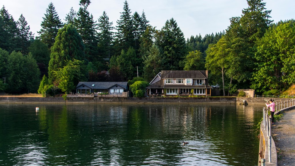 The Studio at Cove House | 426 Union Rd, Bowen Island, BC V0N 1G0, Canada | Phone: (604) 723-6406