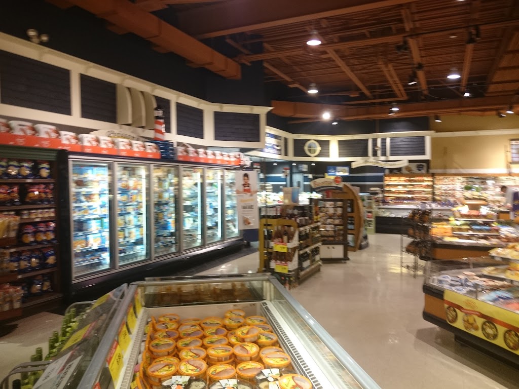 IGA extra Alimentation E.F.Y. Caron inc. | 3701 Boulevard Saint-Charles, Kirkland, QC H9H 4M2, Canada | Phone: (514) 630-4700