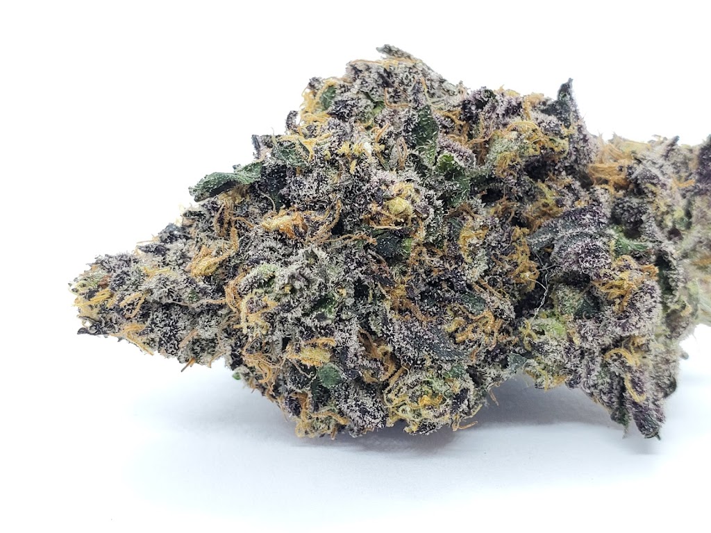 Urban Farmer 613 - Weed Delivery | 1755 Frobisher Ln, Ottawa, ON K1G 3T6, Canada | Phone: (343) 997-6119