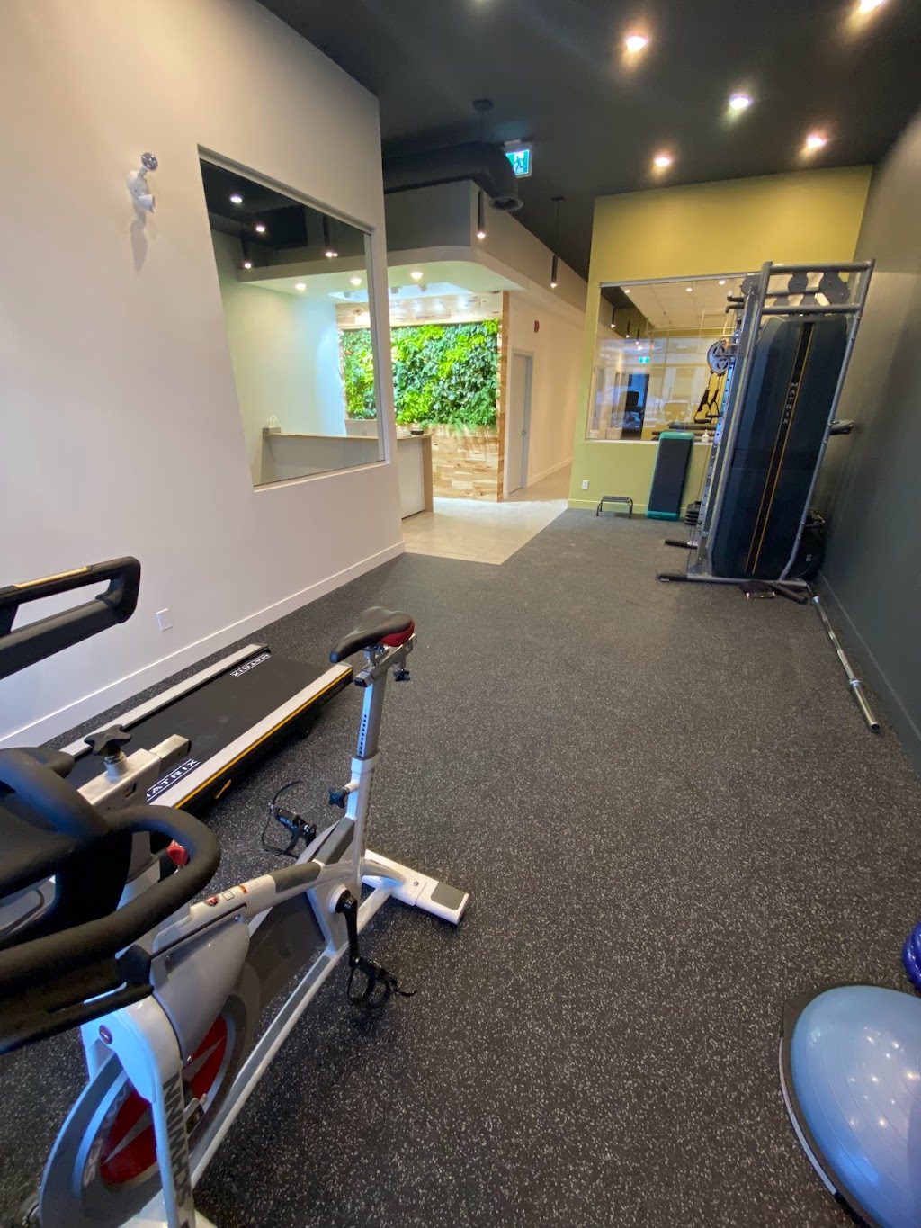 Espace Physio Forme | 150 Boul Jean-Leman local 200, Candiac, QC J5R 5E1, Canada | Phone: (450) 984-0984