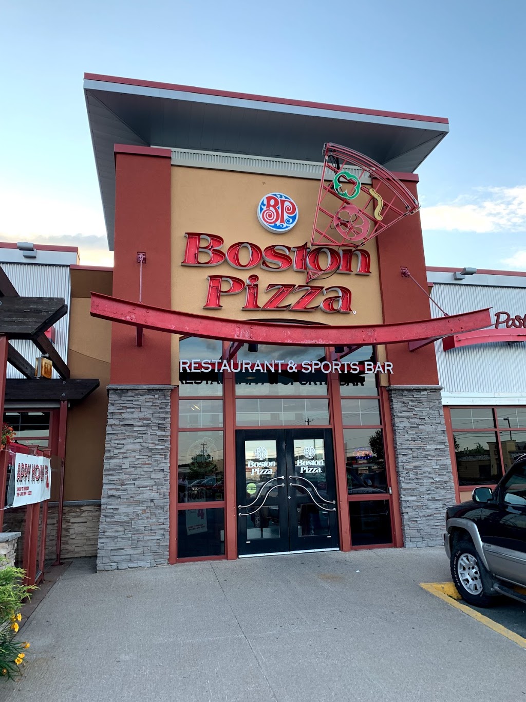 Boston Pizza | 485 Hwy #10, Bridgewater, NS B4V 7P4, Canada | Phone: (902) 530-3663