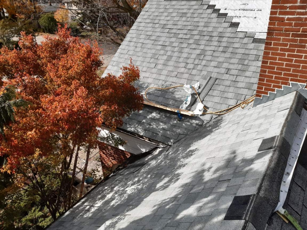 Rowe’s Roofing And General Contracting | 123 Woodbine Ave, Toronto, ON M4L 3V8, Canada | Phone: (647) 504-7693