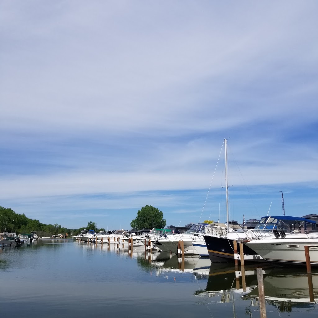 Bayview Harbour Marina | 156 Wolven St, Port Rowan, ON N0E 1M0, Canada | Phone: (226) 398-0242