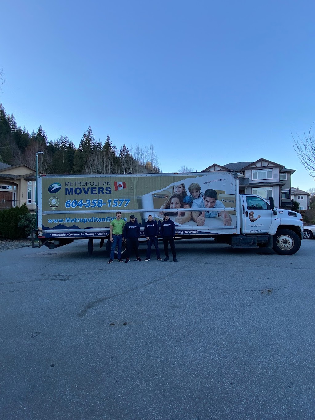 Metropolitan Movers Burnaby BC GVA - Moving Company | 7326 Antrim Ave #309, Burnaby, BC V5J 4M8, Canada | Phone: (604) 358-1577