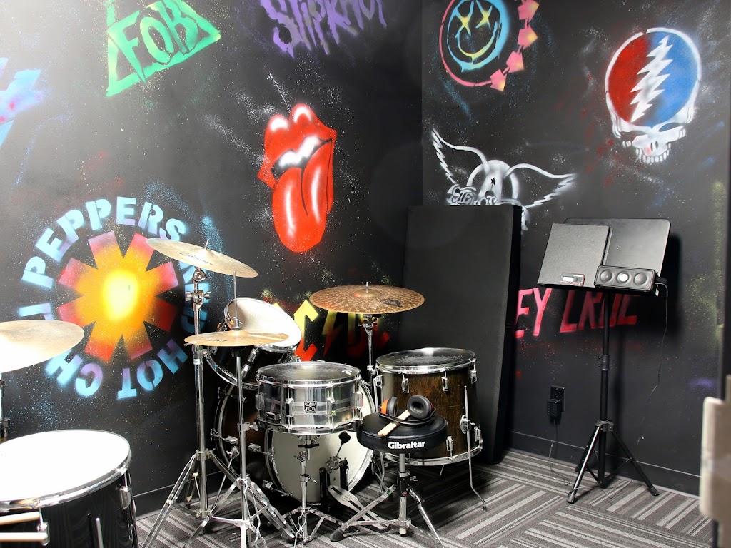 School of Rock Winnipeg | 657 Corydon Ave, Winnipeg, MB R3M 0W3, Canada | Phone: (204) 615-7625