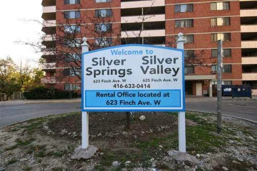 Silver Springs Apartments | 623 Finch Ave W, North York, ON M2R 3V4, Canada | Phone: (416) 633-0414