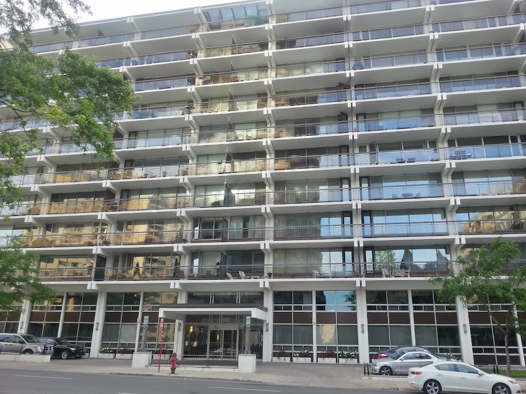 Embassy Row Apartments | 1545 Av. du Docteur-Penfield, Montréal, QC H3G 1C7, Canada | Phone: (514) 935-8509