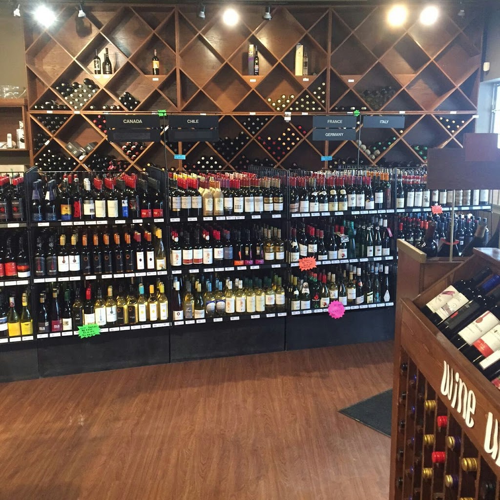 Creekers Liquor | 20 White Ave, Bragg Creek, AB T0L 0K0, Canada | Phone: (403) 949-3013