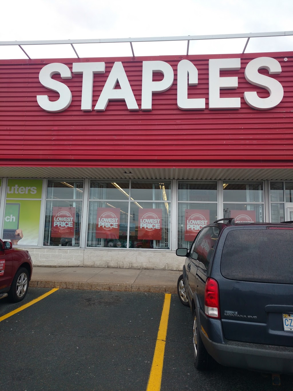 Staples | 215 Chain Lake Dr Unit A, Halifax, NS B3S 1C9, Canada | Phone: (902) 450-5241