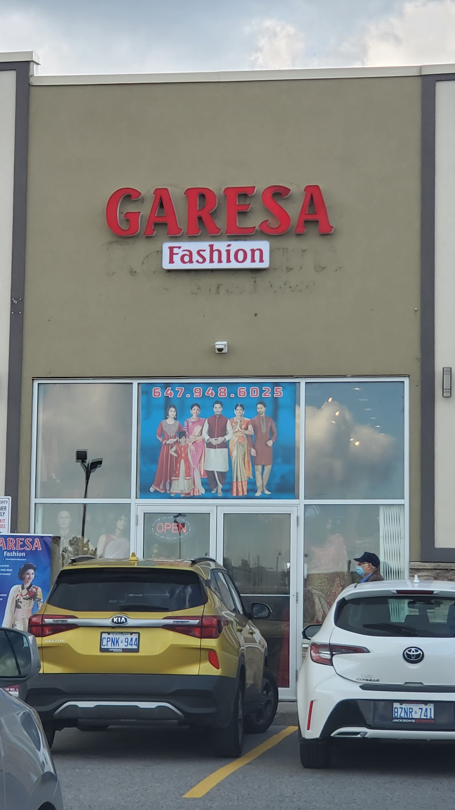 Garesa Fashion | 2901 Markham Rd, Toronto, ON M1X 0B6, Canada | Phone: (647) 948-6025