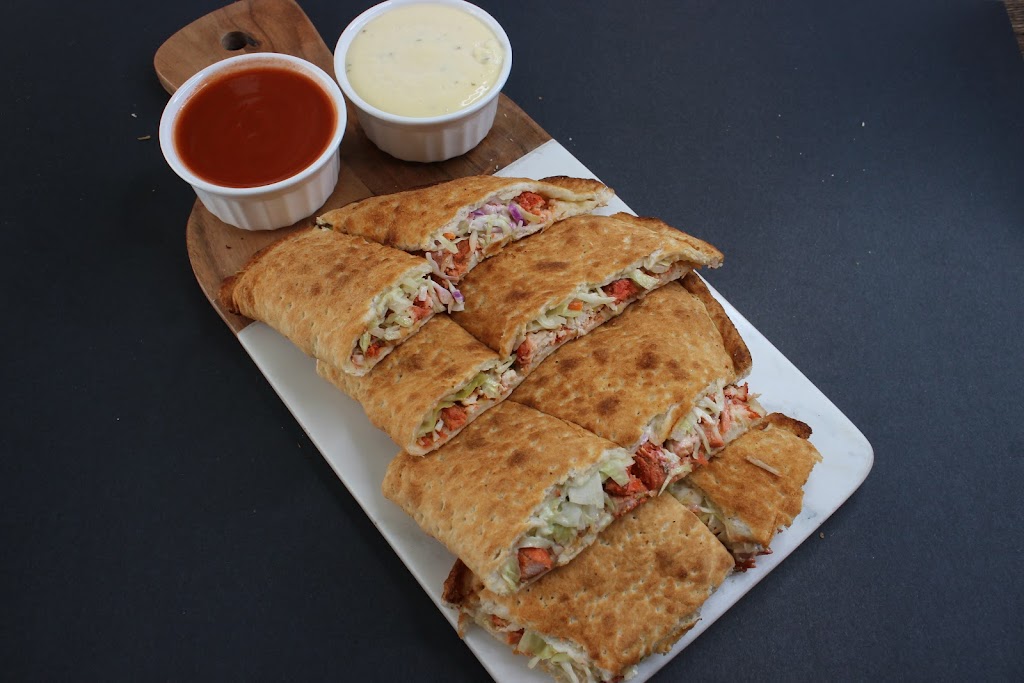 Mr. Calzone Corydon | 653 Corydon Ave, Winnipeg, MB R3M 0W3, Canada | Phone: (204) 306-5333