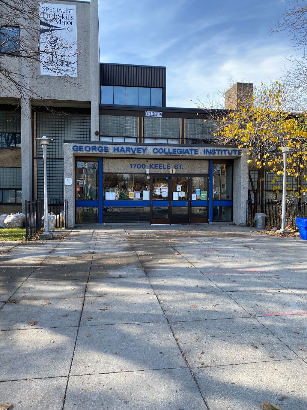 George Harvey Collegiate Institute | 1700 Keele St, York, ON M6M 3W5, Canada | Phone: (416) 394-3180