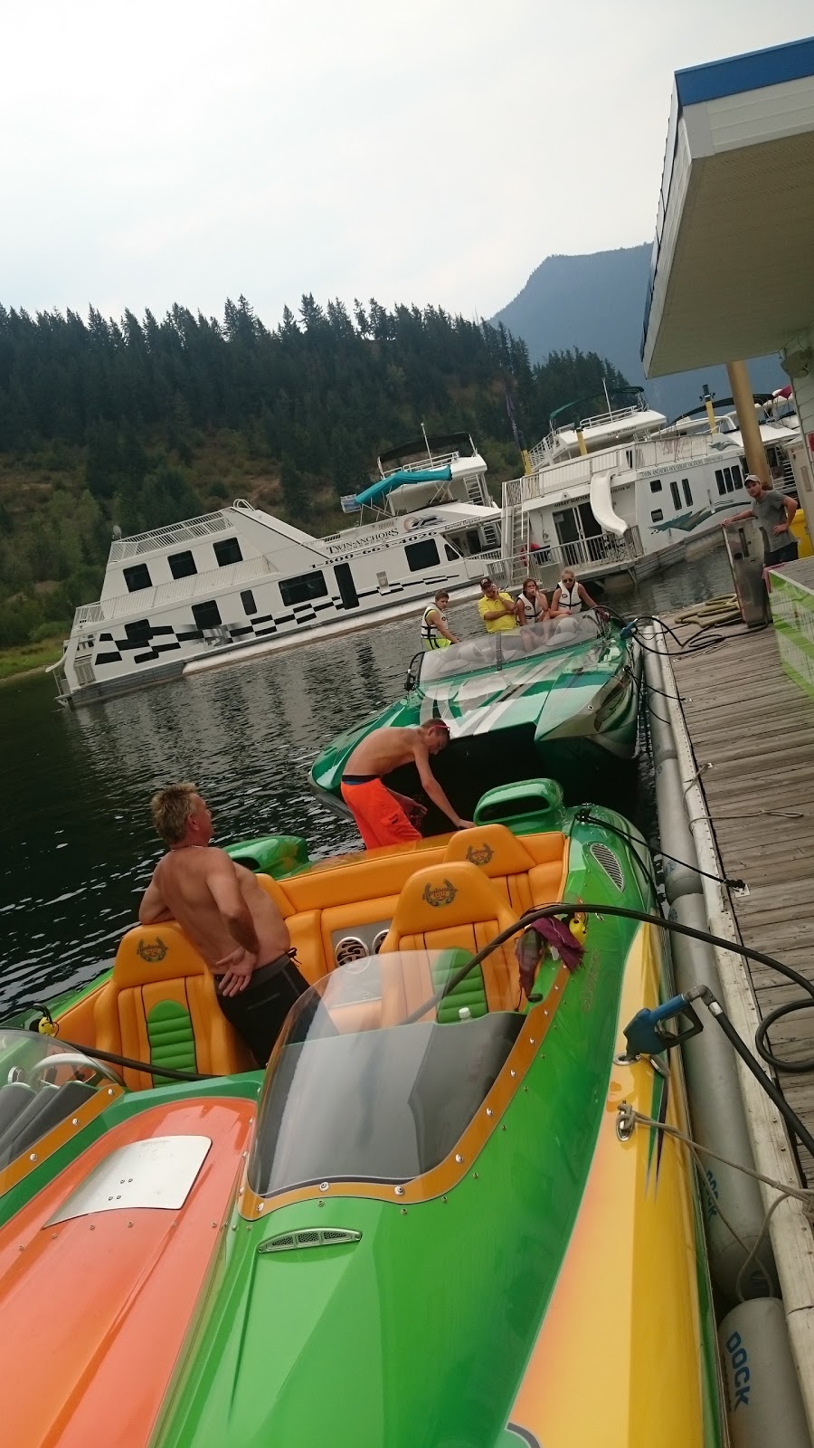 Bigwater Taxi | 113 Weddup St, Sicamous, BC V0E 2V1, Canada | Phone: (250) 804-5328