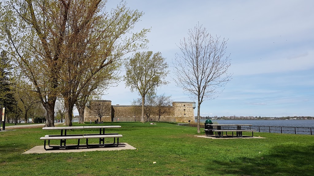 Parc de la Commune | Avenue Bourgogne, Chambly, QC J3L 3H3, Canada