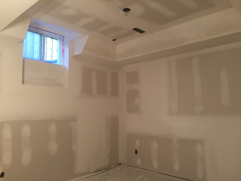 Newmarket Drywall Taping and Stucco Removal | 123 Warwick Crescent, Newmarket, ON L3X 1N9, Canada | Phone: (289) 716-6266