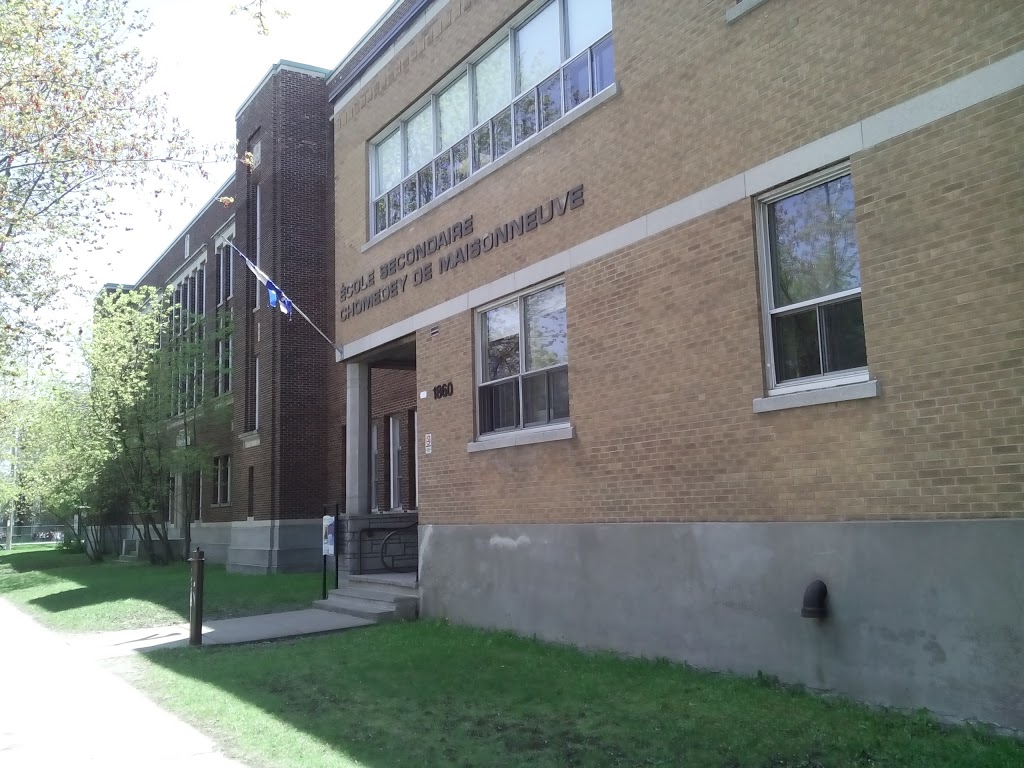 École Chomedey-De Maisonneuve de Malick | 1860 Av Morgan, Montréal, QC H1V 2R2, Canada | Phone: (514) 596-4844