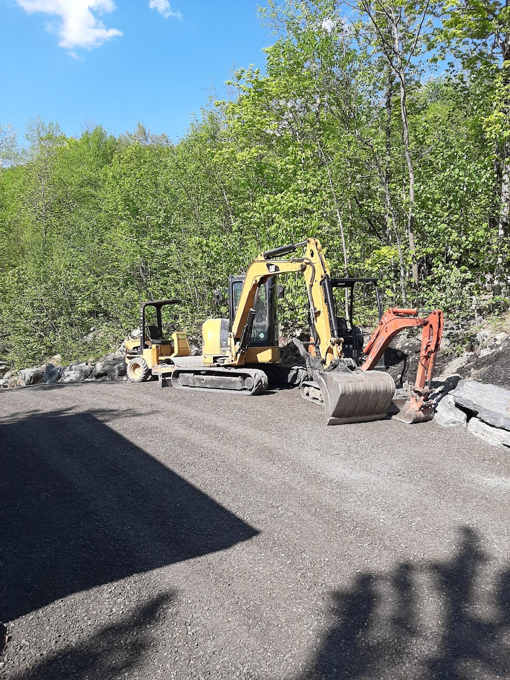 Artem excavation | Chem. Picard, Shefford, QC J2M 1K4, Canada | Phone: (450) 531-9222