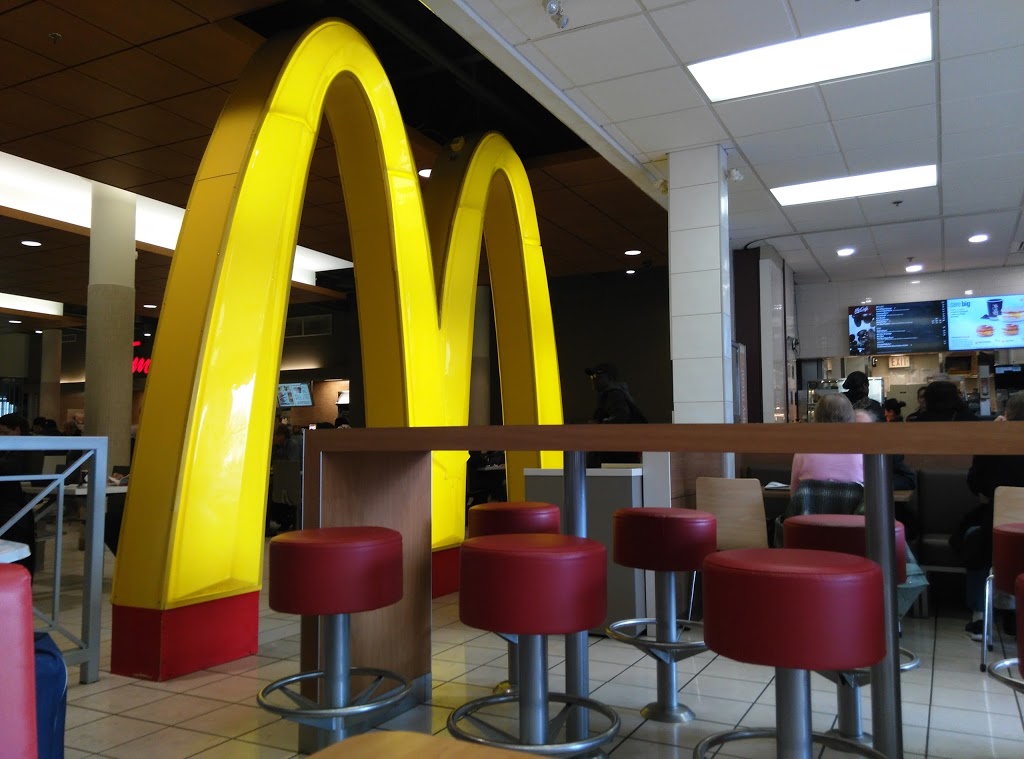 McDonalds | 3495 Lawrence Ave E, Scarborough, ON M1H 1B3, Canada | Phone: (416) 289-2830