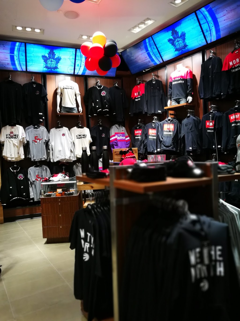 Real Sports Apparel | 50 Bay St, Toronto, ON M5J 2X2, Canada | Phone: (416) 815-5746