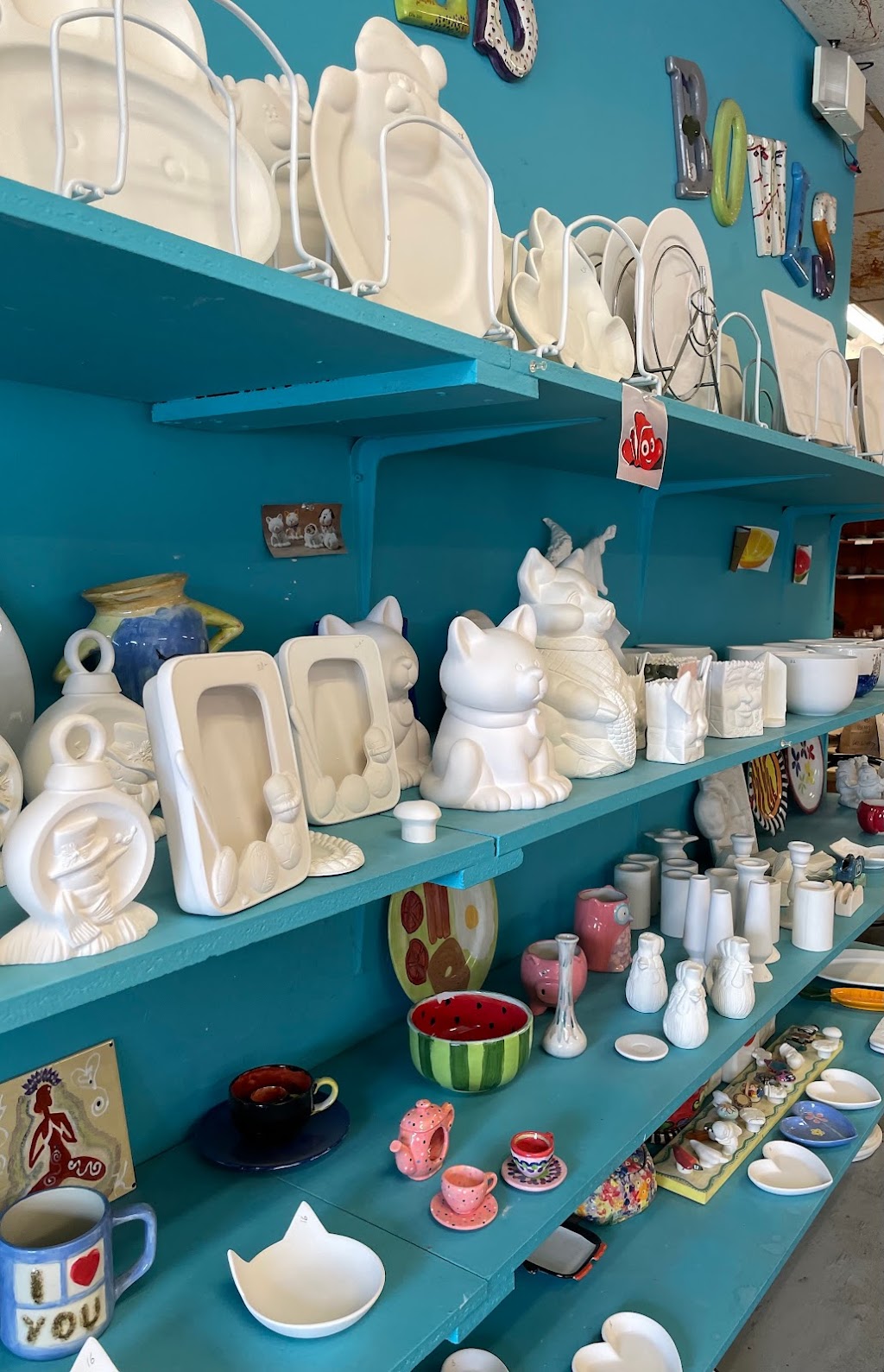 Moj Pottery Studio | 80 Cathedral High St Unit 1, Markham, ON L6C 0P3, Canada | Phone: (905) 737-8944