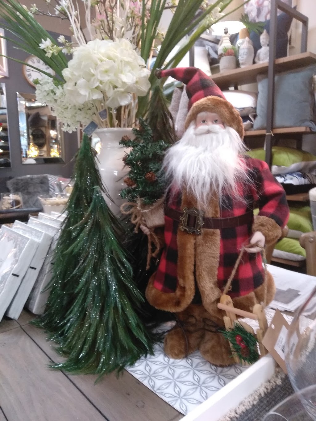 Revive Décor | 455 Boulevard Taschereau Suite 200, La Prairie, QC J5R 1V2, Canada | Phone: (450) 907-1712