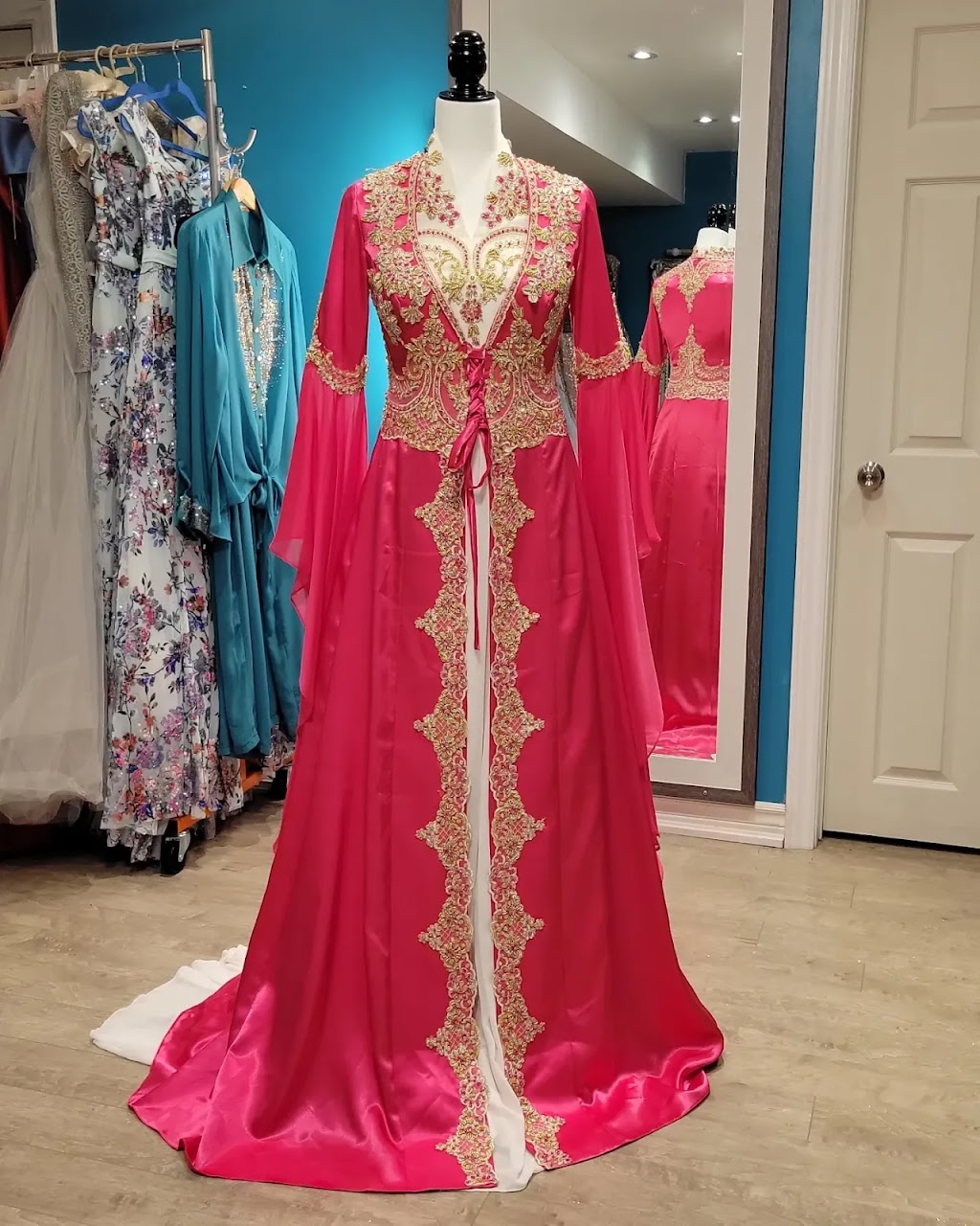 Aseel Dresses | 5343 Tenth Line W, Mississauga, ON L5M 0V8, Canada | Phone: (437) 269-6511