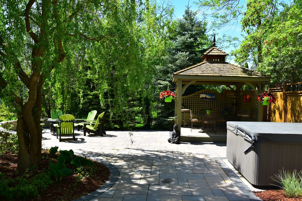 Explorer House | 275 Anne St, Niagara-on-the-Lake, ON L0S 1J0, Canada | Phone: (905) 468-4670