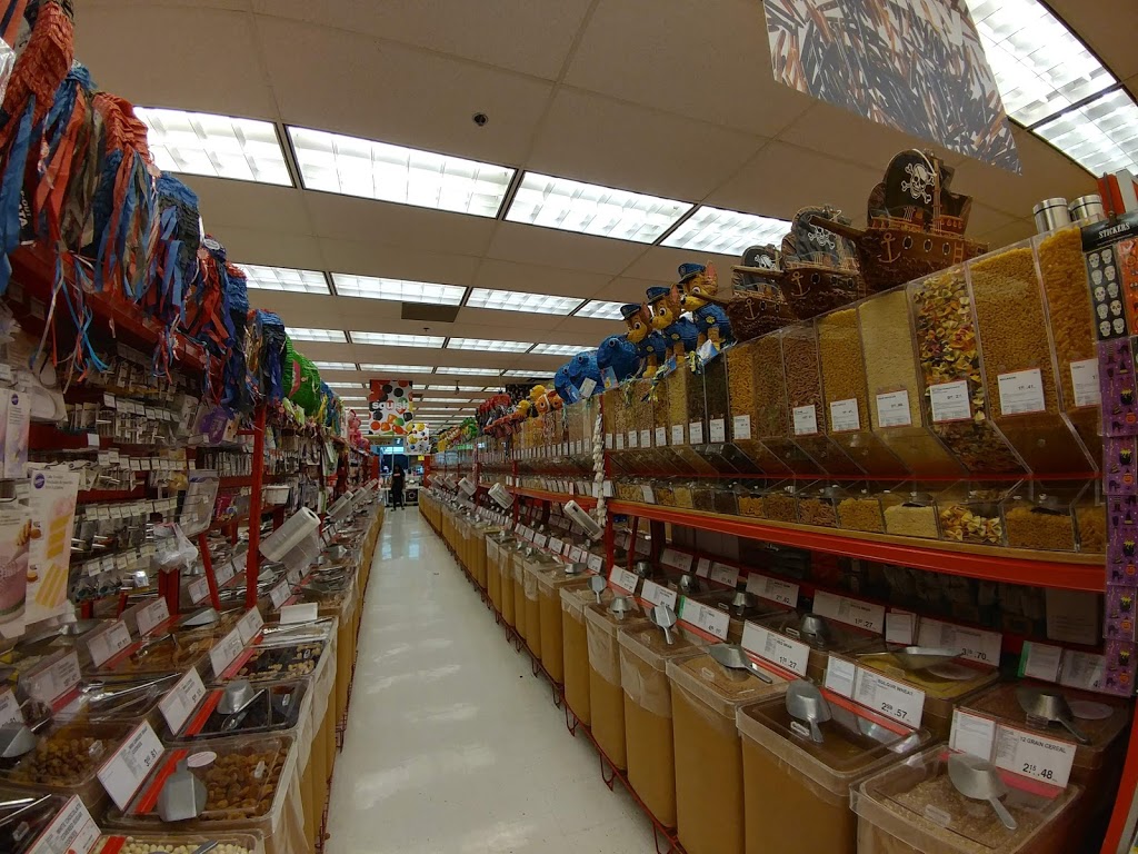 Bulk Barn | 500 Rexdale Blvd, Etobicoke, ON M9W 6K5, Canada | Phone: (416) 674-5296