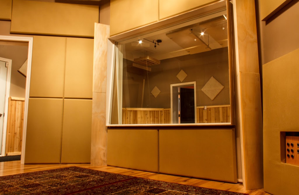 4SoundMedia Studios Toronto | 316 Rustic Rd, North York, ON M6L 1W5, Canada | Phone: (647) 352-3231