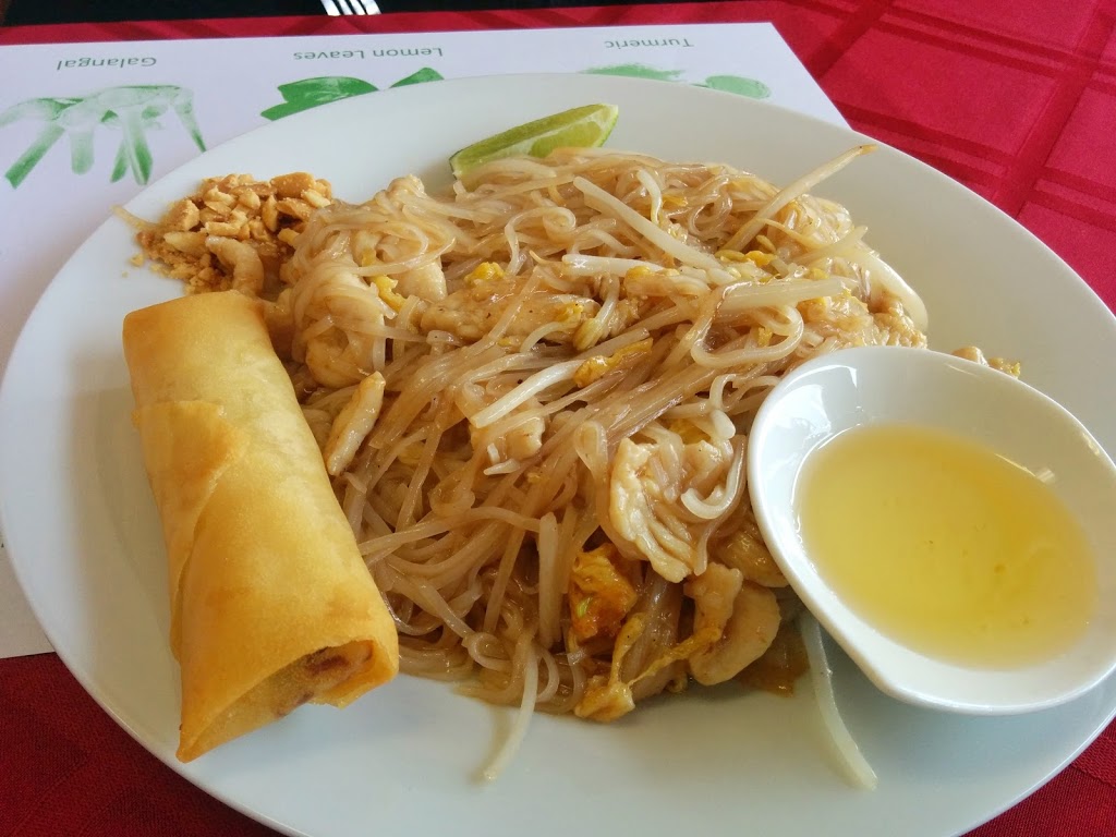 Hai Thai & Vietnamese Cuisine | 701 Dundas St W, Whitby, ON L1N 2N3, Canada | Phone: (905) 493-5888