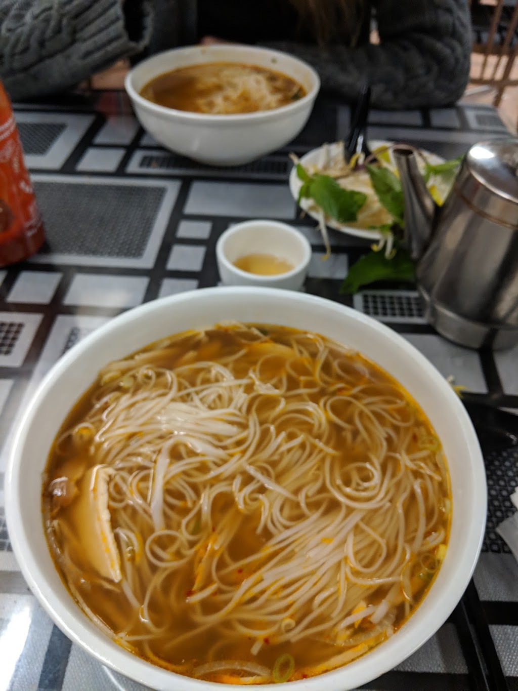 Mr Pho Vietnamese Restaurant | 1861 Robertson Rd, Nepean, ON K2H 9N5, Canada | Phone: (613) 829-9015