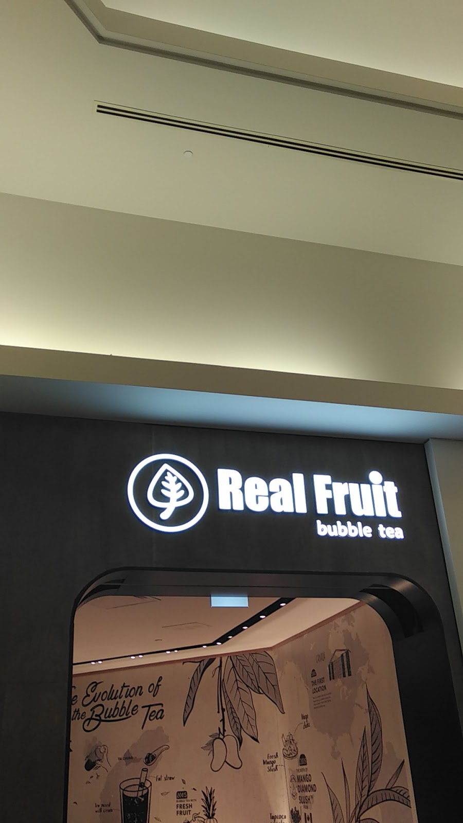 Real Fruit Bubble Tea | CF Fairview Park, 2960 Kingsway Dr, Kitchener, ON N2C 2J7, Canada | Phone: (888) 896-1829