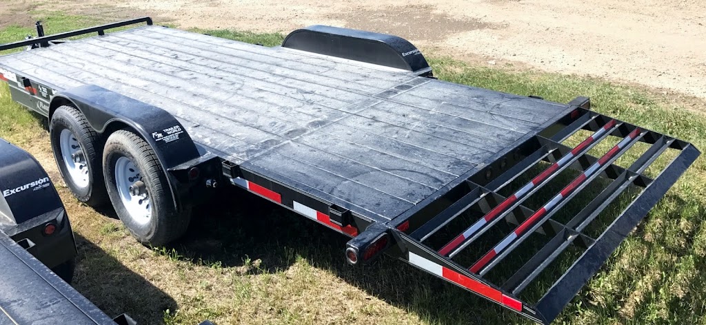 F.M. Trailer World | 253029 AB-534, Vulcan, AB T0L 2B0, Canada | Phone: (403) 485-2616