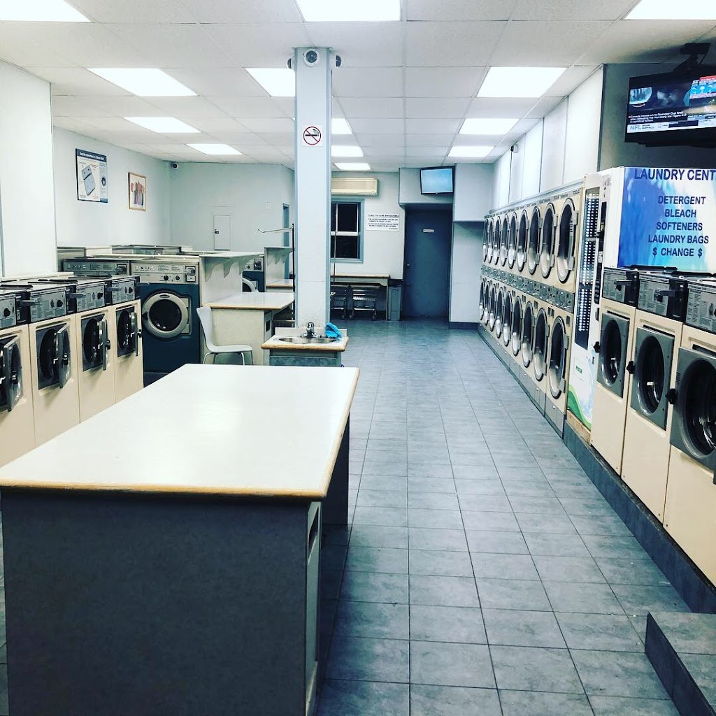 Budget Coin Laundry | 1629 Dundas St W, Toronto, ON M6K 1V2, Canada | Phone: (647) 290-5678