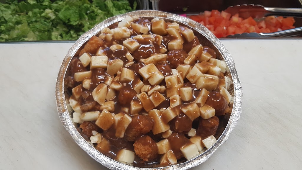 Poutine in colours | 2201 Arch St, Ottawa, ON K1G 2H5, Canada | Phone: (613) 737-3737