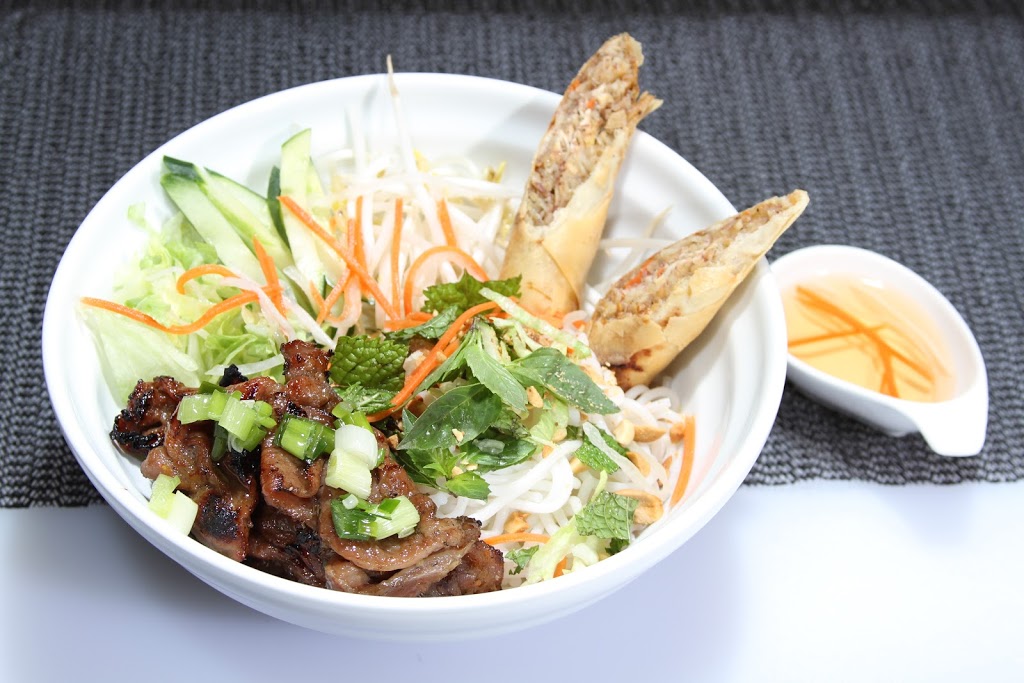 Viet Thai Kitchen | 1468 Victoria Park Avenue #1, North York, ON M4A 2M2, Canada | Phone: (647) 347-4448