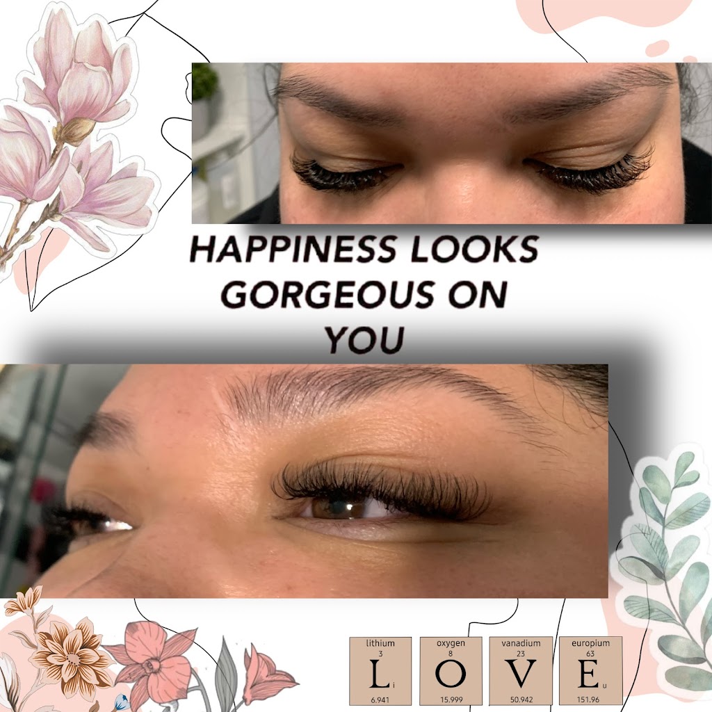 Luxe N Licious Lashes | 121 Howse Common NE, Calgary, AB T3P 1L2, Canada | Phone: (403) 397-8336