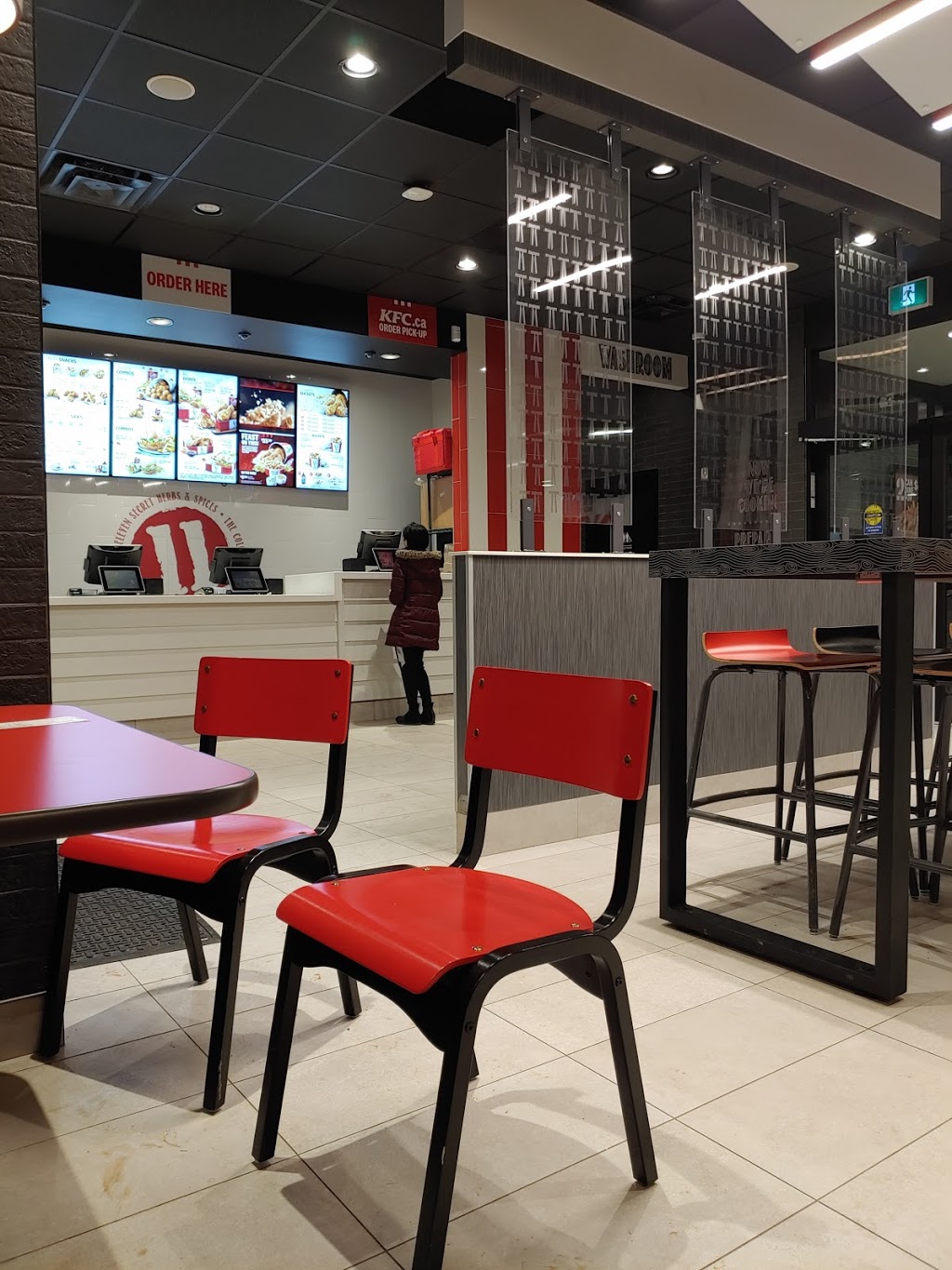 KFC | 350 Scott St, St. Catharines, ON L2N 1J5, Canada | Phone: (289) 273-3924