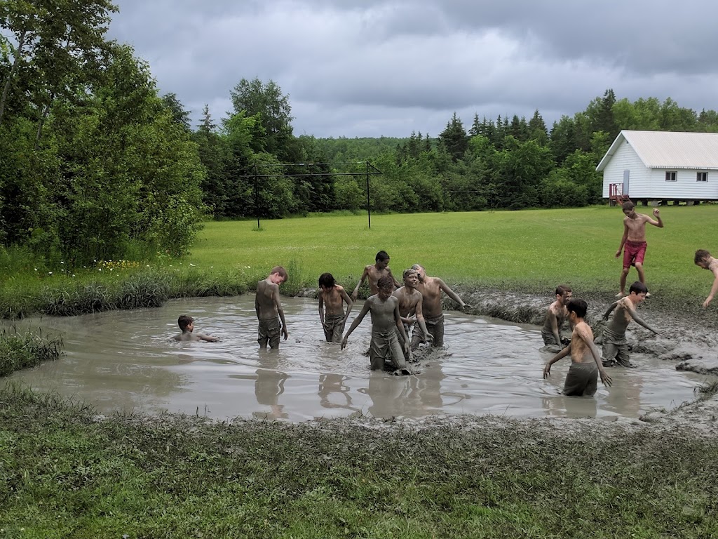 St. Brigids Summer Camp | 40 St Brigid Road, La Vallée-de-la-Gatineau, QC J0X 2C0, Canada | Phone: (819) 422-3396