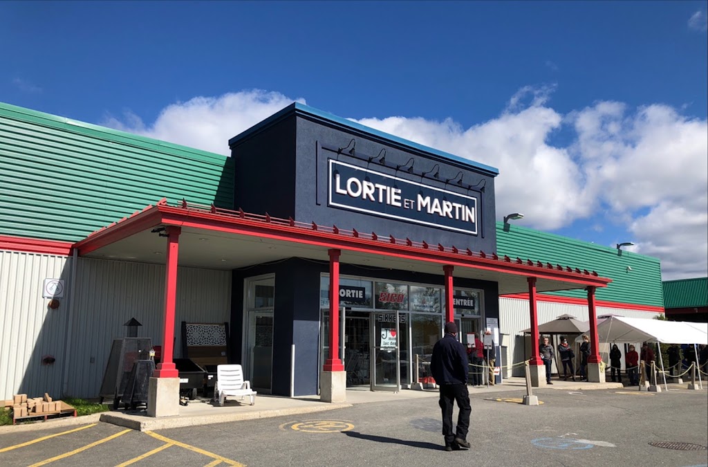 Lortie and Martin | 20 Rue St Paul E, Sainte-Agathe-des-Monts, QC J8C 3M3, Canada | Phone: (819) 326-3844