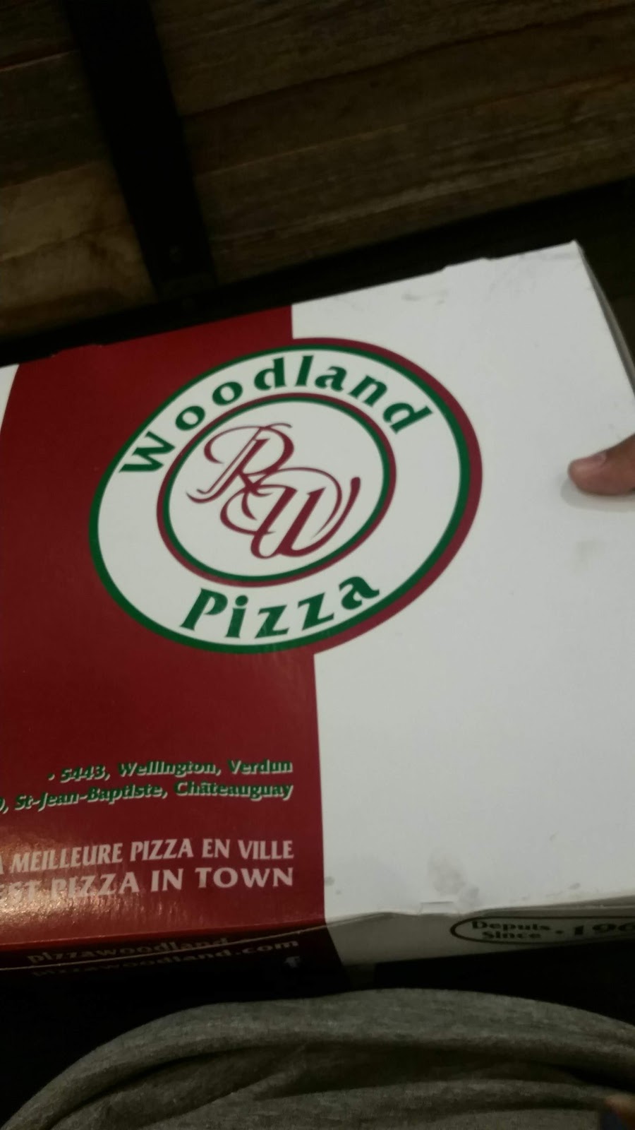 Woodland Pizza | 40 Boulevard Saint-Jean-Baptiste, Châteauguay, QC J6K 3A3, Canada | Phone: (450) 698-1171