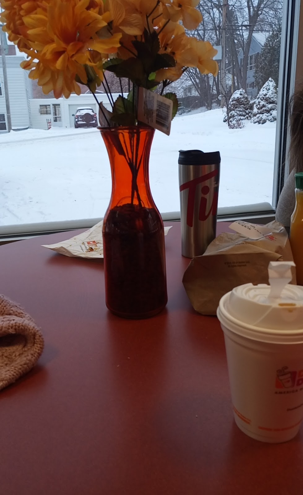 Dunkin | 158 Main St, Colebrook, NH 03576, USA | Phone: (603) 237-8585