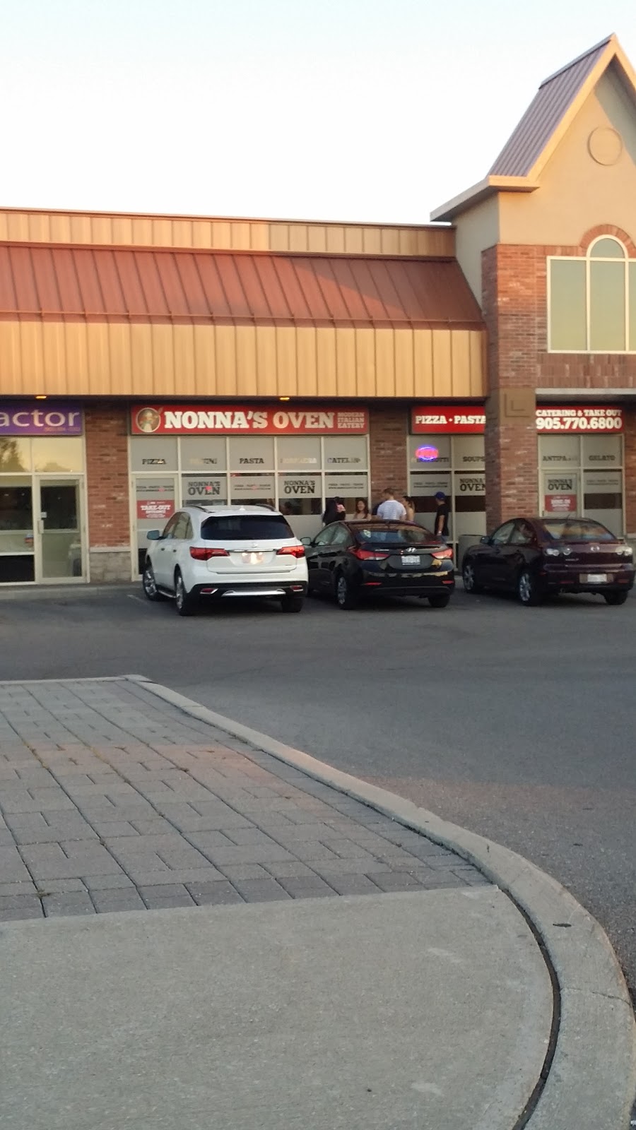 Nonnas Oven | 1285 Elgin Mills Rd E, Richmond Hill, ON L4S 0B5, Canada | Phone: (905) 770-6800