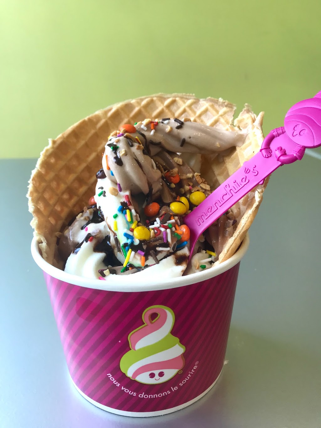 Menchies Frozen Yogurt | 518 St Clair Ave W, Toronto, ON M6C 1A2, Canada | Phone: (416) 654-2000