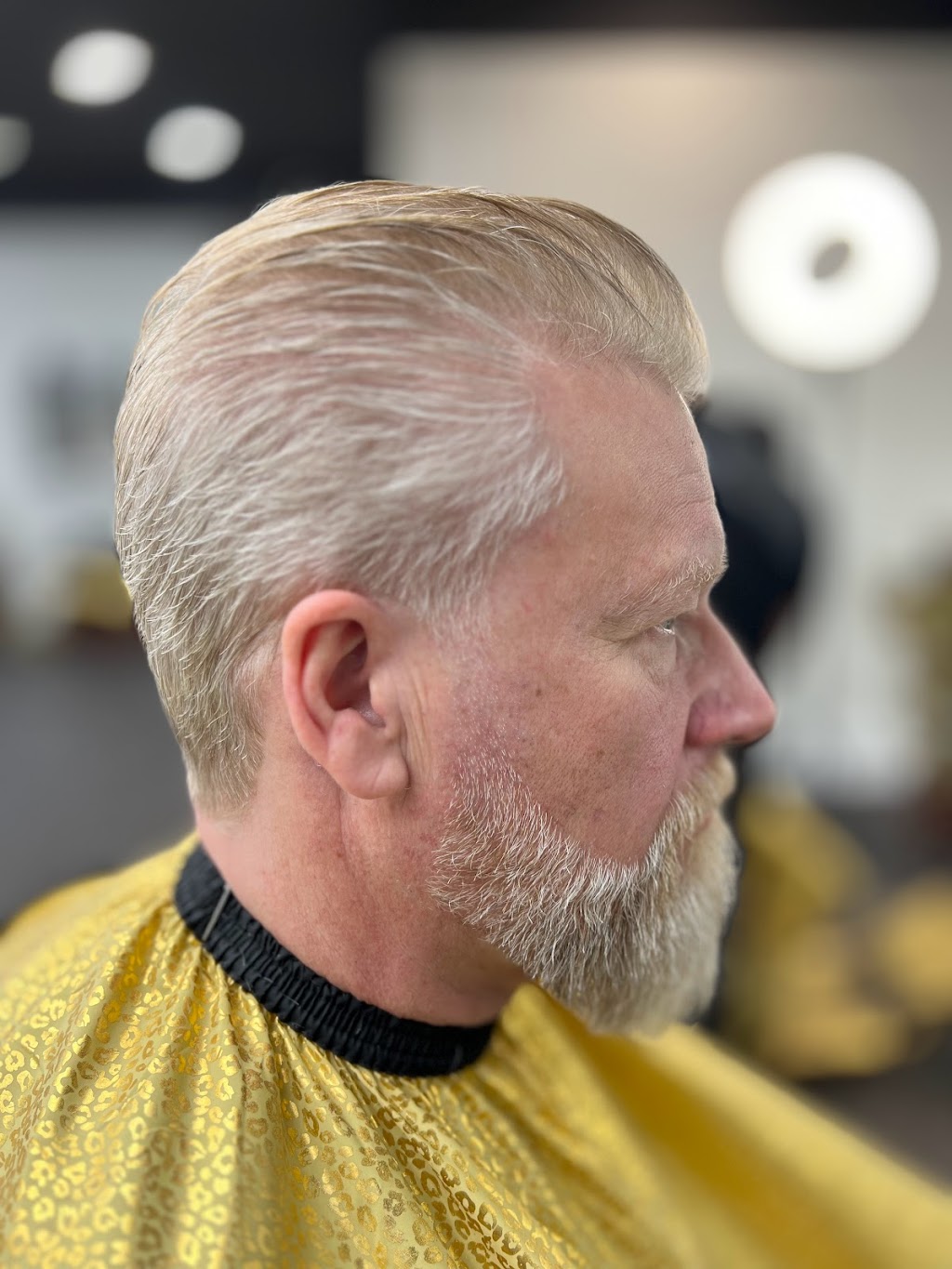 Clacket barber shop | 755 Davis Dr, Newmarket, ON L3Y 2R2, Canada | Phone: (905) 235-7020